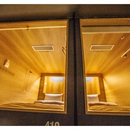 Khan Hoang Capsule Hotel (Adults Only) 河内 外观 照片